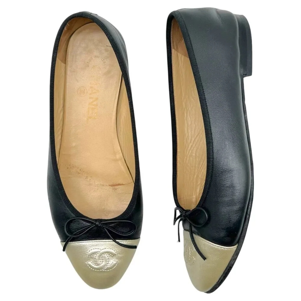 Chanel Metallic Gold & Black Canvas Logo Ballet Flats - Picture 2 of 10